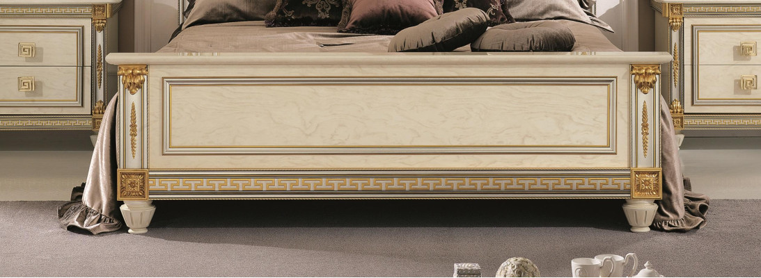 Klassisches Schlafzimmer Set Nachttische Bett Stil Holz Bett Italien Möbel 6tlg