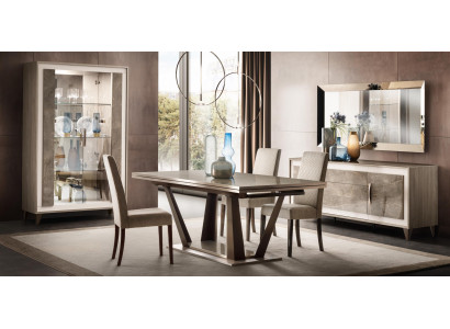 Esszimmer Set Garnitur Esstish Vitrine Kommode Spiegel 4tlg. Set arredoclassic