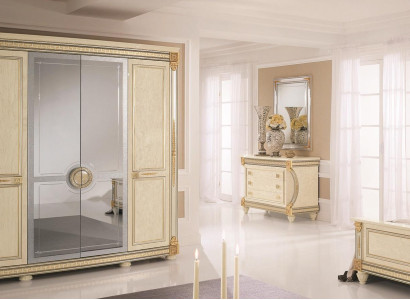 Schlafzimmer Kleiderschrank 4 türiger Holz Wandschrank Schrank Kleiderschränke