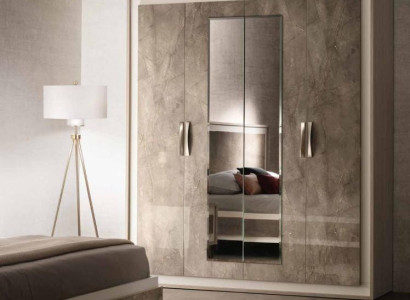 Luxus Kleider Schrank Kleiderschränke Wohnen Schränke Italienische Holz Möbel