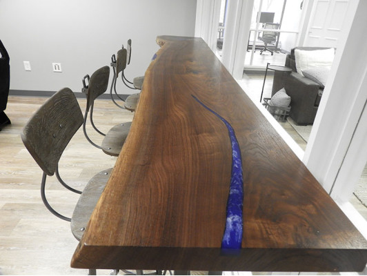Epoxid Tresen Bartisch echtes holz massive möbel wasserfall epoxy tisch 240x70
