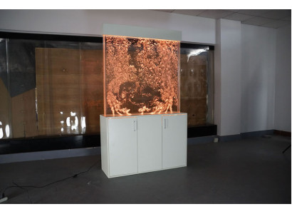 Wasser Wand Wall Säule mit Unterschrank Trennwand Ragal Vitrine