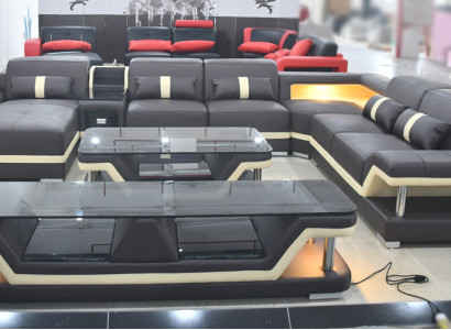 Moderne Design Wohnlandschaft Sofa Ecksofa Polster Couch rtv Couchtisch Leder