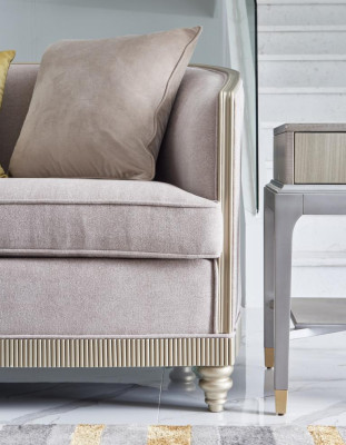 Italienische Stil Möbel Dreisitzer Sofa Couch Polster Sofas Holz Textil