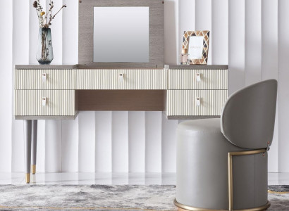 Tisch Klassische Konsole Spiegel Deko Kommode Schminktisch Schlafzimmer