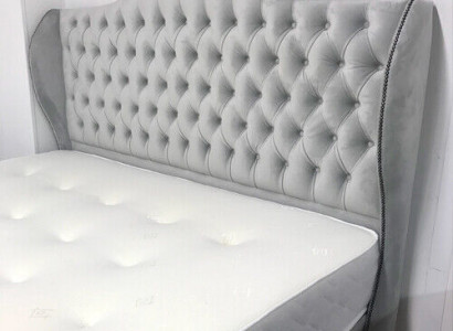 Chesterfield Bett Design Schlafzimmer Englisches Betten 180x200cm Textil Polster