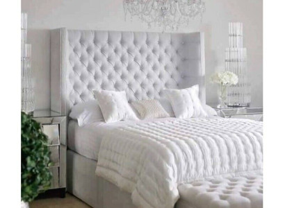 Chesterfield Design Bett Schlafzimmer Textil Leder Samt Polster Hotel Betten