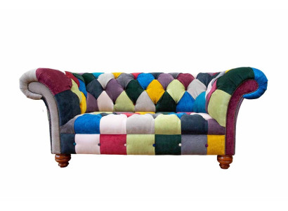 Sofa 2 Sitzer Chesterfield Textil Couch Polster Design Luxus Mehrfarbig