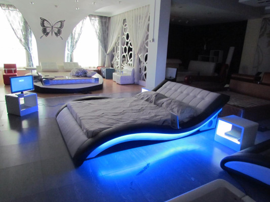 Luxus Bett Design Betten Digital USB Schlafzimmer Möbel Leder Doppel