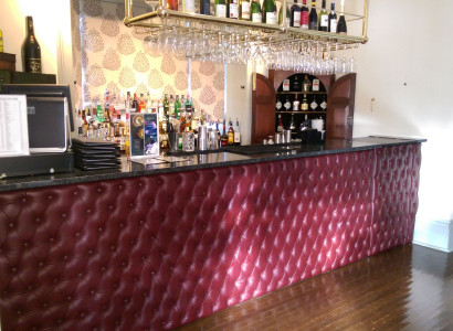 maßgeschneiderte Anfertigung Paneelen Bar Wand Verkleidungen Gepolsterte Polster