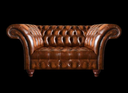 Edler Chesterfield Brauner Leder Dreisitzer Wohnzimmer Sitzcouchen Neu
