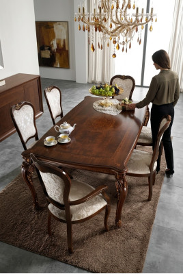Klassische 4 Stühle Designer Stühle Holz Garnitur Italienische Esszimmer