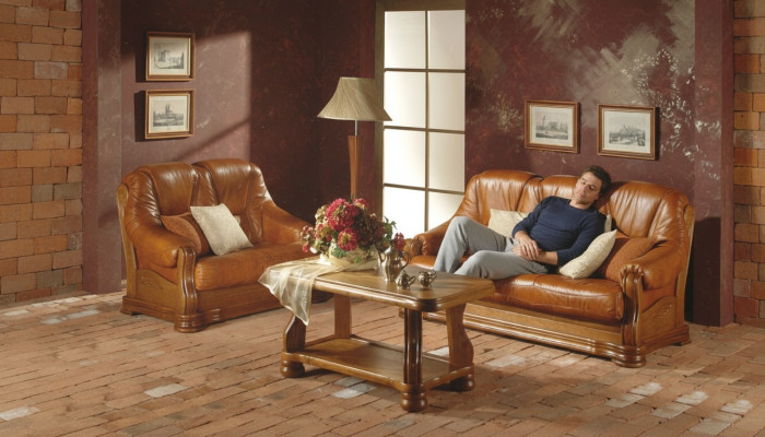 Klassische Dreisitzer Couch Couchen Polster Sofa 3Sitzer Leder Couchen