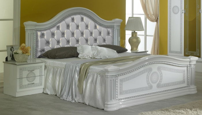 Designer Bett Schlafzimmer Betten Chesterfield Textil Leder Hotel Luxus Polster