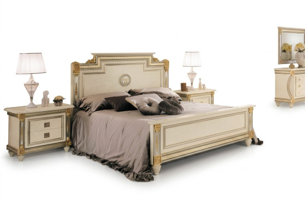Königliches Bett 2x Nachttische Schlafzimmer Garnitur 3tlg. Set Holz Betten Neu