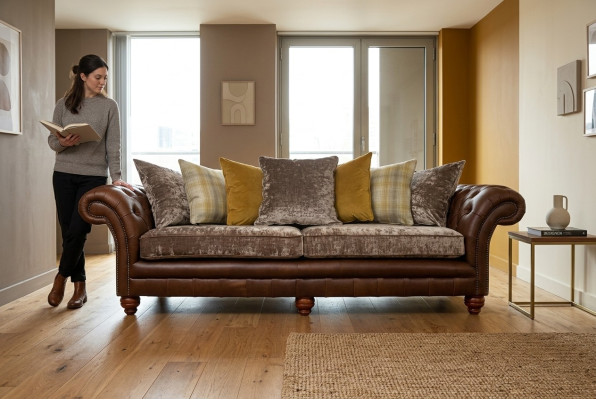 Klassische Luxus Barock Rokoko Sofa Couch Chesterfield Sofa Textil Leder Couch