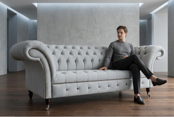 Weißer Designer Chesterfield Dreisitzer Moderne 3-er Couch