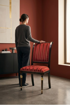 Stuhl Sitz Polster Stuhl Italien Luxus Esszimmer Stühle Textil Holz 1x Lehnstuhl