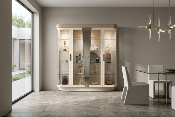 Vitrinen Wohnzimmer Schränke Anrichte Schrank Klassische Vitrine Regal Glas Neu