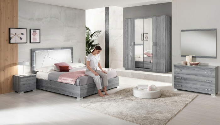 Schlafzimmer Set Bett 2xNachttisch Kommode Spiegel Kleiderschrank 6tlg. Möbel