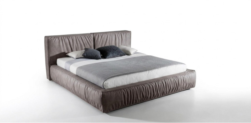 Bett Braun Schlafzimmer Holz Möbel Textil Klassische Art déco Stil