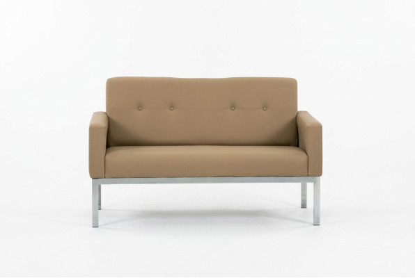 Beiger Zweisitzer Büromöbel Polstersofa Holzgestell Textil Einrichtung