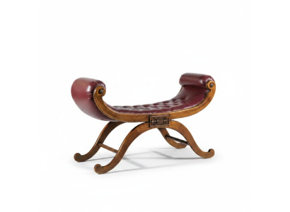 Braune Sitzbank Klassischer Hocker Antil Stil Sitzmöbel Polsterbank Stoff