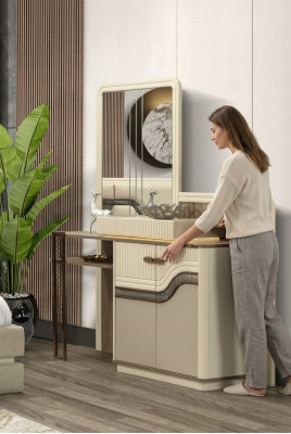 Designer Schminktisch mit Spiegel im Schlafzimmer Schick Möbel Kommode