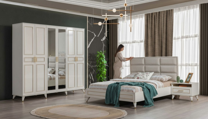 Weiße Schlafzimmer Möbel Holz Glasschrank Textil Doppelbett Nachttische