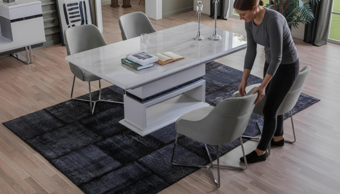 Modern Esszimmer Set Besteht aus 5tlg. Esstisch und 4x Stühle Neuheit
