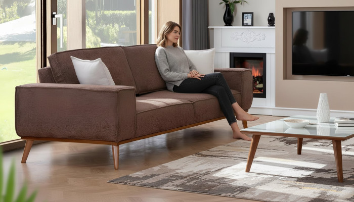 Brauner Textil Dreisitzer Wohnzimmer Stoffsofa Luxuriöse Polster Möbel