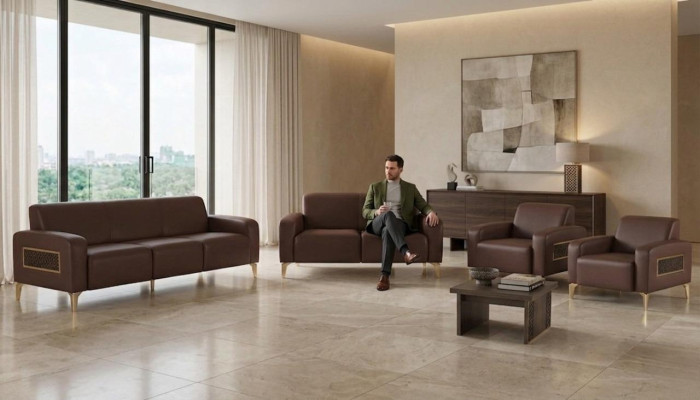 Exklusive Braune Arbeitszimmer Möbel Designer Couchtisch Sessel 2x Sofas