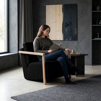 Eleganten stol s klasičnim modernim dizajnom in udobjem
