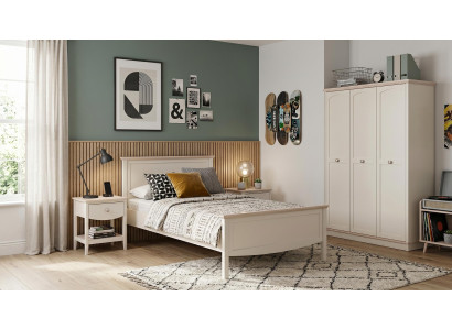 Weißes modernes Jugendzimmer Bett Kleiderschrank Nachttische  Schlafzimmer