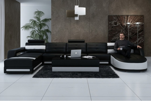 Ecksofa mit ergonomischer Rückenlehne und bequemen Armlehnen