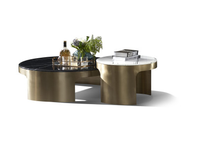 Eleganter Marmor-Couchtisch mit Edelstahl in modernem Design