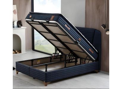 Blaues Textilbett modern mit Holzrahmen